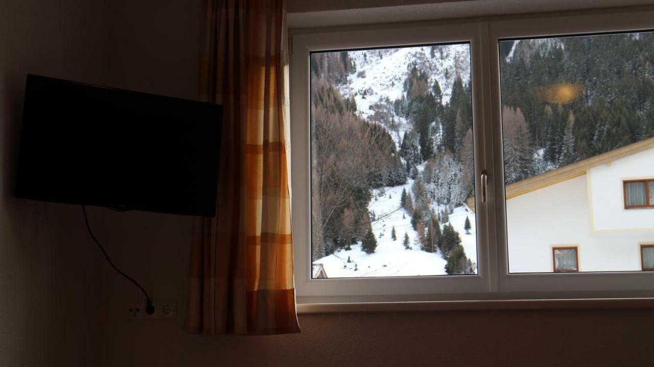 Apart Muntane Ischgl Luaran gambar